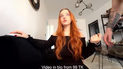 Snapshot of chaptertoo chatting on September 2025 12:10:01 PM SofiLiam online show from September 2025 12:10:01 PM