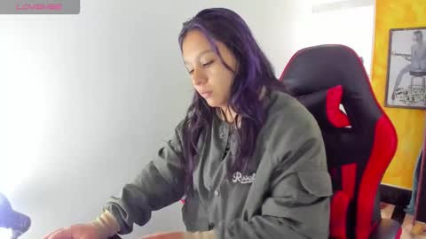 Snapshot of charis_21 chatting on February 2026 11:57:02 AM charis 2 online show from February 2026 11:57:02 AM