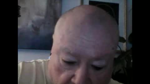 charles191977 online show from December 2025 11:41:02 AM