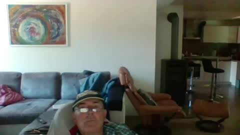Snapshot of charles6064 chatting on July 2026 10:21:01 AM charles6064 online show from July 2026 10:21:01 AM