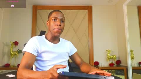 Snapshot of charlesbrown_ chatting on May 2026 01:51:01 PM charlesbrown_ online show from May 2026 01:51:01 PM