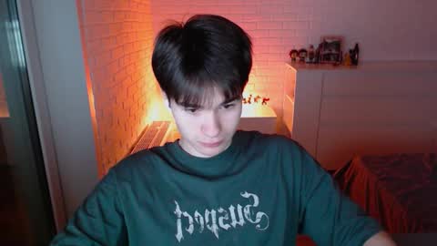 Snapshot of charleshanson69 chatting on November 2025 02:20:01 PM charleshanson69 online show from November 2025 02:20:01 PM