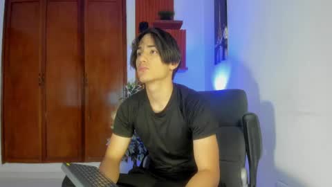 Snapshot of charley_morgan chatting on March 2025 06:34:02 PM charley_morgan online show from March 2025 06:34:02 PM