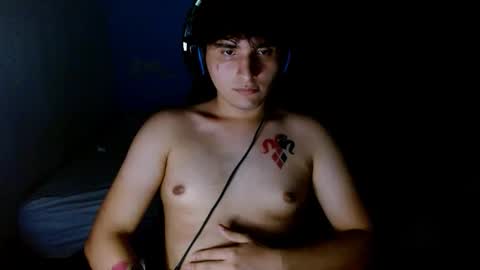 Snapshot of charley_quin chatting on March 2026 03:21:01 AM Charley quinn online show from March 2026 03:21:01 AM