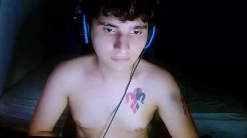 Snapshot of charley_quin chatting on March 2026 11:32:01 PM Charley quinn online show from March 2026 11:32:01 PM