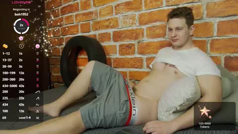 Snapshot of charlie_smiley chatting on March 2026 07:21:02 PM Charlie Smiley online show from March 2026 07:21:02 PM