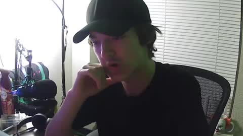 Snapshot of charlied09302 chatting on November 2025 10:58:02 AM char sexiness online show from November 2025 10:58:02 AM