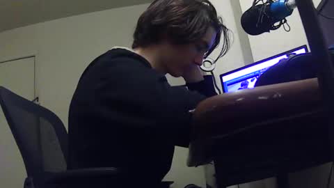 Snapshot of charlied09302 chatting on December 2025 02:16:01 AM char sexiness online show from December 2025 02:16:01 AM