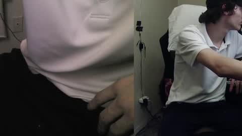 Snapshot of charlied09302 chatting on April 2026 01:10:02 AM char sexiness online show from April 2026 01:10:02 AM