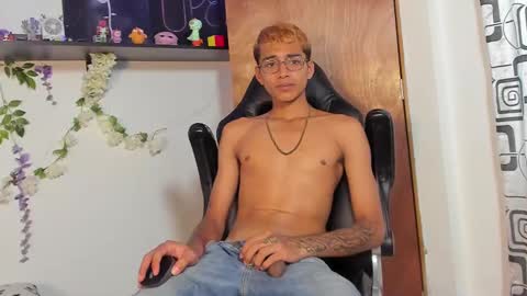 Charles Russo online show from February 2025 09:19:02 PM