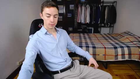 Snapshot of charlieseyer chatting on February 2025 08:38:01 AM carlos reyes online show from February 2025 08:38:01 AM