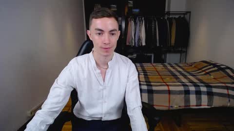 Snapshot of charlieseyer chatting on February 2025 11:10:01 AM carlos reyes online show from February 2025 11:10:01 AM