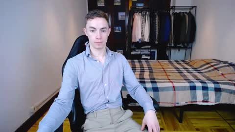 Snapshot of charlieseyer chatting on March 2025 09:21:01 AM carlos reyes online show from March 2025 09:21:01 AM