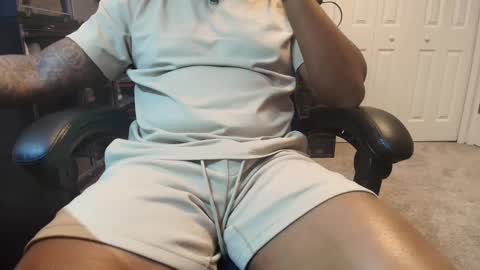 Snapshot of charliesierra310 chatting on March 2026 05:16:01 PM CharlieSierra96 online show from March 2026 05:16:01 PM