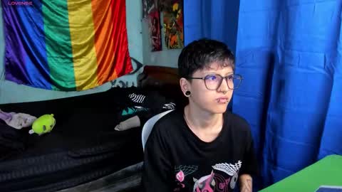 Snapshot of charlietaylorr__ chatting on December 2025 09:52:02 PM Charlie online show from December 2025 09:52:02 PM