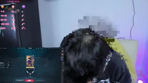 Snapshot of charlietaylorr__ chatting on April 2026 11:32:02 PM Charlie online show from April 2026 11:32:02 PM