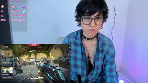 Snapshot of charlietaylorr__ chatting on May 2026 04:48:02 PM Charlie online show from May 2026 04:48:02 PM