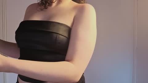 You honey online show from November 2025 12:33:02 PM