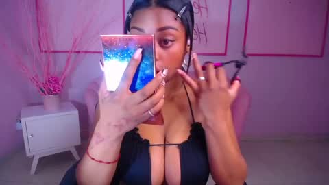 Charlote  online show from January 2025 10:32:01 AM