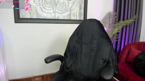 Charlote online show from February 2025 02:59:02 PM