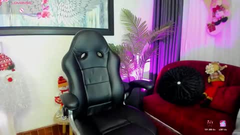 Charlote online show from November 2025 11:43:02 AM