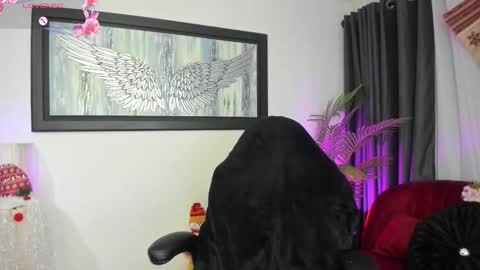 Charlote online show from December 2025 11:52:02 AM