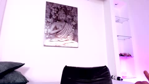 Charlote online show from March 2025 11:18:02 PM