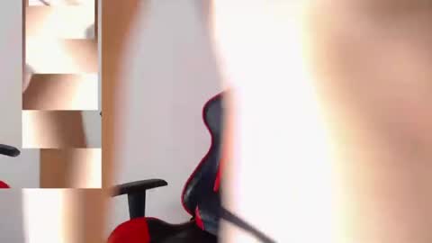 Snapshot of charlotewalker chatting on December 2024 02:10:02 PM CharloteWalker online show from December 2024 02:10:02 PM