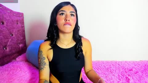 Charlothe online show from April 2026 12:04:01 AM