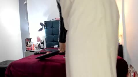 Charlott online show from October 2025 11:40:01 AM