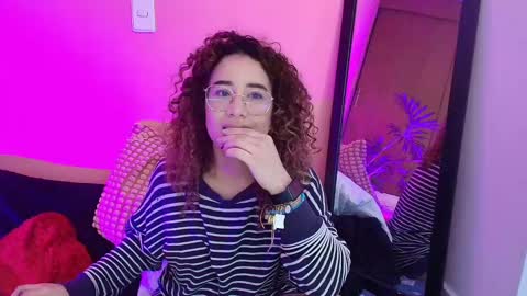 Snapshot of charlotte1117 chatting on March 2025 06:00:01 PM Char 3 online show from March 2025 06:00:01 PM