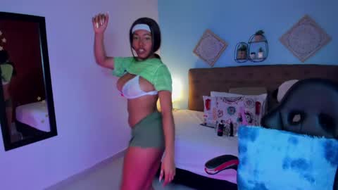 Snapshot of charlotte__bronte chatting on April 2026 05:15:01 PM Charlotte online show from April 2026 05:15:01 PM