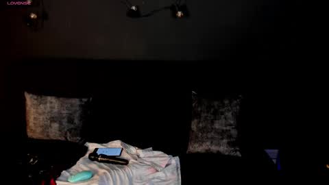 Snapshot of charlotte_brown_1 chatting on February 2025 01:42:01 PM CHARLOTTE BROWN online show from February 2025 01:42:01 PM