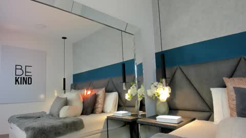 Charlotte online show from March 2025 01:03:02 PM