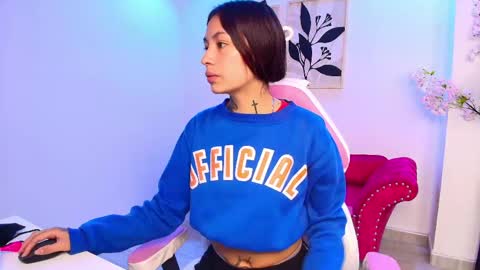 Snapshot of charlotte_etthan chatting on April 2026 11:16:01 AM Charlotte online show from April 2026 11:16:01 AM