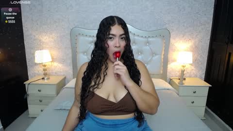 Snapshot of charlotte_gonsalez chatting on December 2024 11:22:01 AM Charlotte online show from December 2024 11:22:01 AM