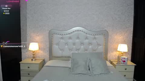 Snapshot of charlotte_gonsalez chatting on January 2025 11:35:02 AM Charlotte online show from January 2025 11:35:02 AM