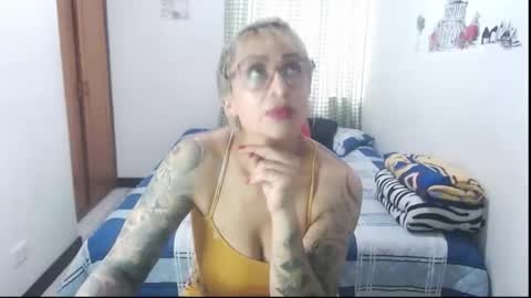 Snapshot of charlotte_gray_1 chatting on February 2026 09:14:02 PM Charlotte online show from February 2026 09:14:02 PM