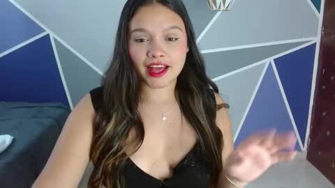 Charlotte  online show from October 2025 05:46:02 PM