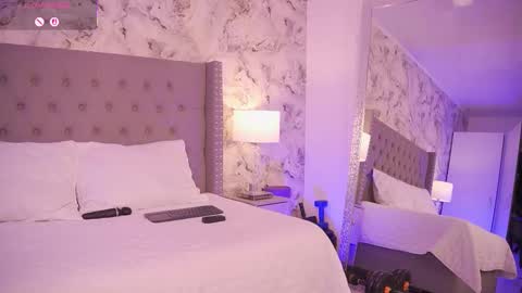 Snapshot of charlotte_harriz chatting on February 2026 03:04:02 AM Charlotte online show from February 2026 03:04:02 AM