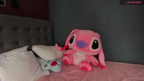 Snapshot of charlotte_jamees chatting on April 2026 12:38:02 AM Charlotte james online show from April 2026 12:38:02 AM