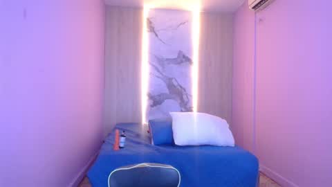 CHARLOTTE online show from January 2025 02:58:01 PM