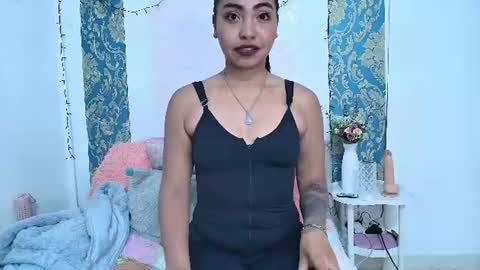 Snapshot of charlotte_princess_1 chatting on July 2026 04:52:01 AM charlotte_princess_1 online show from July 2026 04:52:01 AM