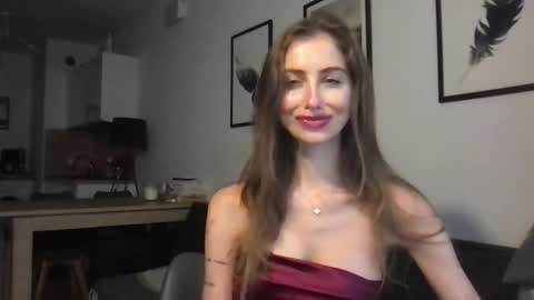 Charlotte Roche online show from September 2025 01:49:01 PM