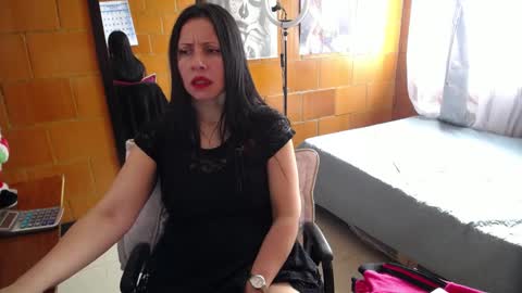 Charlotte online show from December 2024 02:15:01 PM