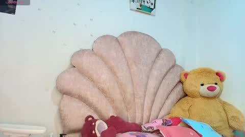 Snapshot of charlotte_walker1 chatting on March 2026 09:52:01 PM charlotte_walker1 online show from March 2026 09:52:01 PM