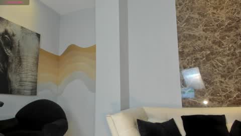 Snapshot of charlottecox_ chatting on December 2024 11:23:02 AM Charlotte online show from December 2024 11:23:02 AM