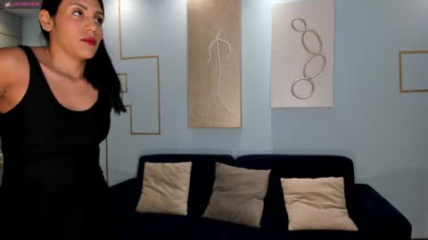 Snapshot of charlottecox_ chatting on December 2024 11:01:01 AM Charlotte online show from December 2024 11:01:01 AM