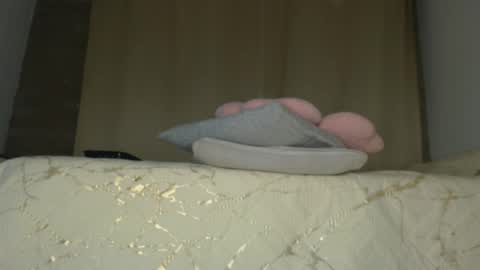 Snapshot of charlottehorny1 chatting on April 2026 01:36:01 AM charlottehorny1 online show from April 2026 01:36:01 AM