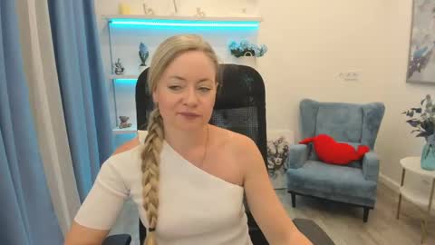 Charlotte online show from May 2026 12:02:01 PM